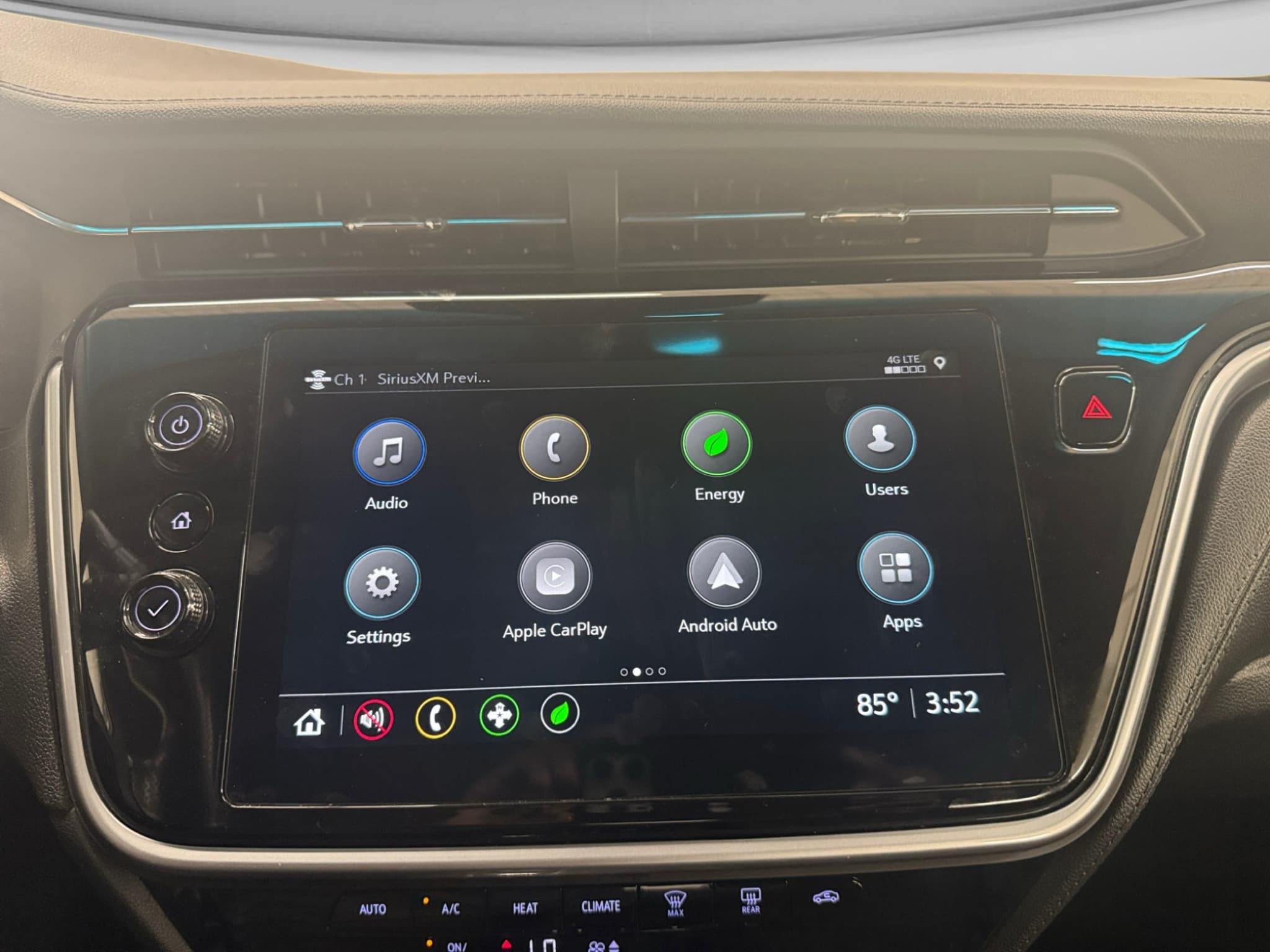 2023 Chevrolet Bolt EV view 9