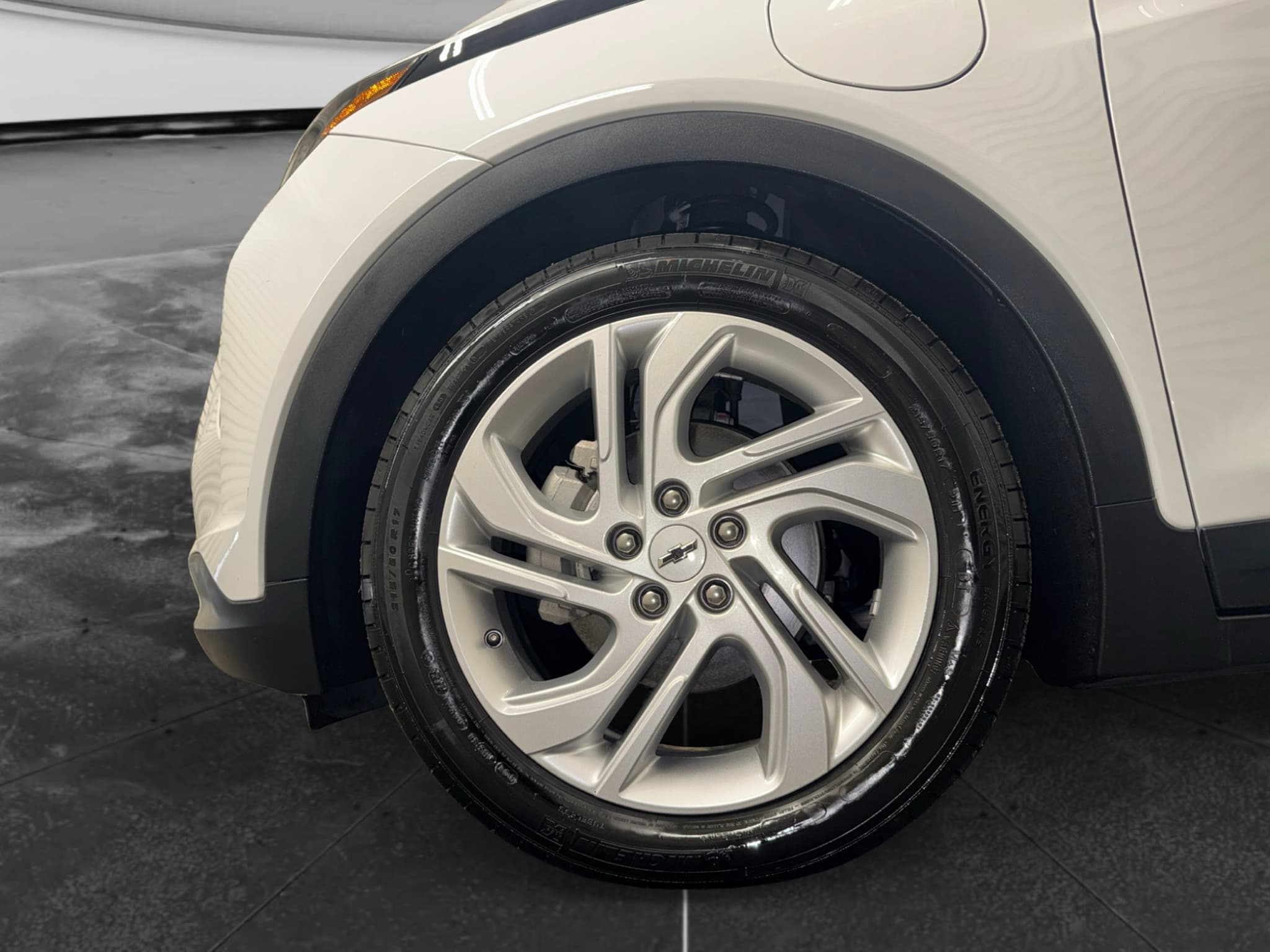 2023 Chevrolet Bolt EV view 26