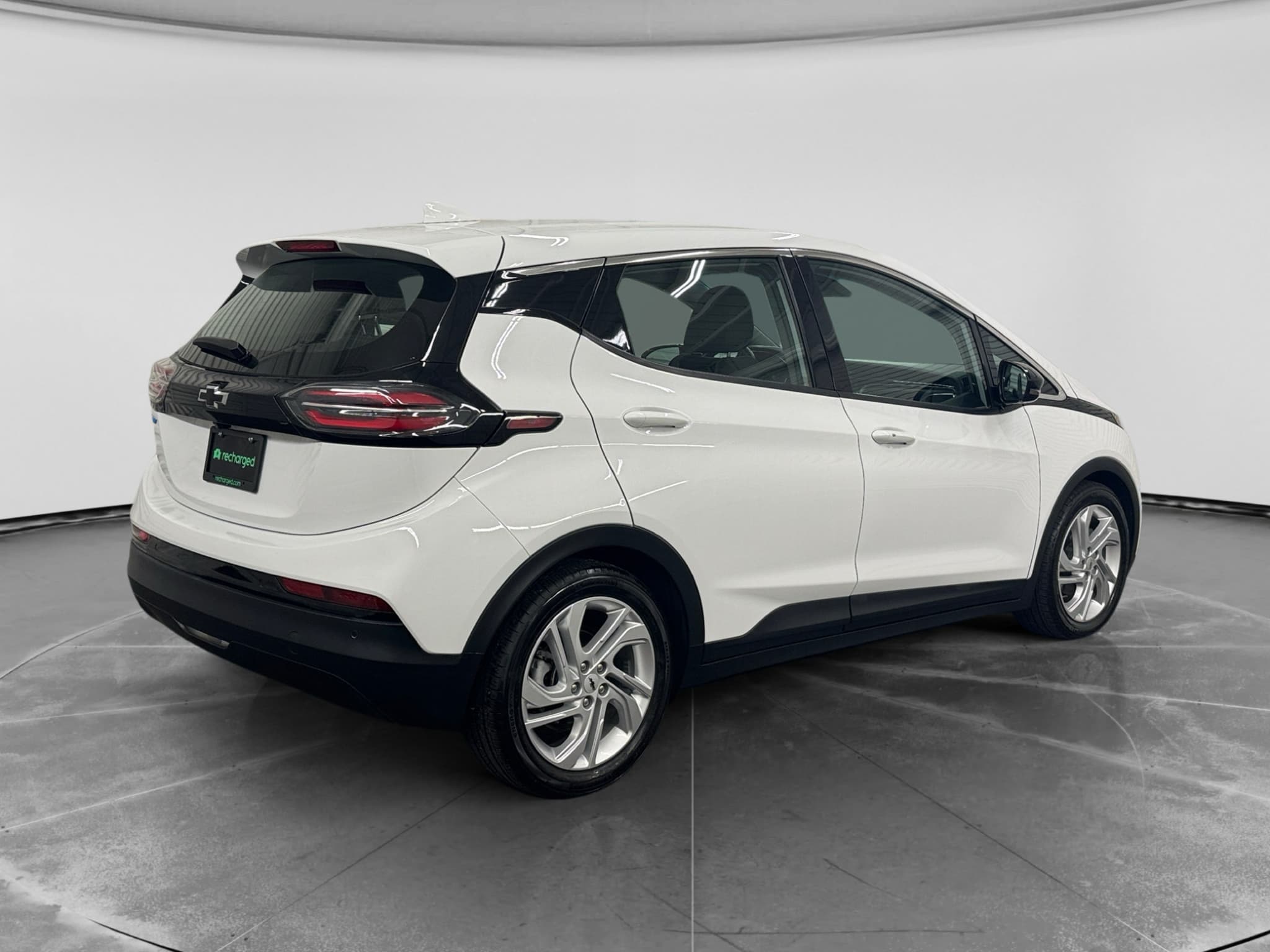 2023 Chevrolet Bolt EV view 3