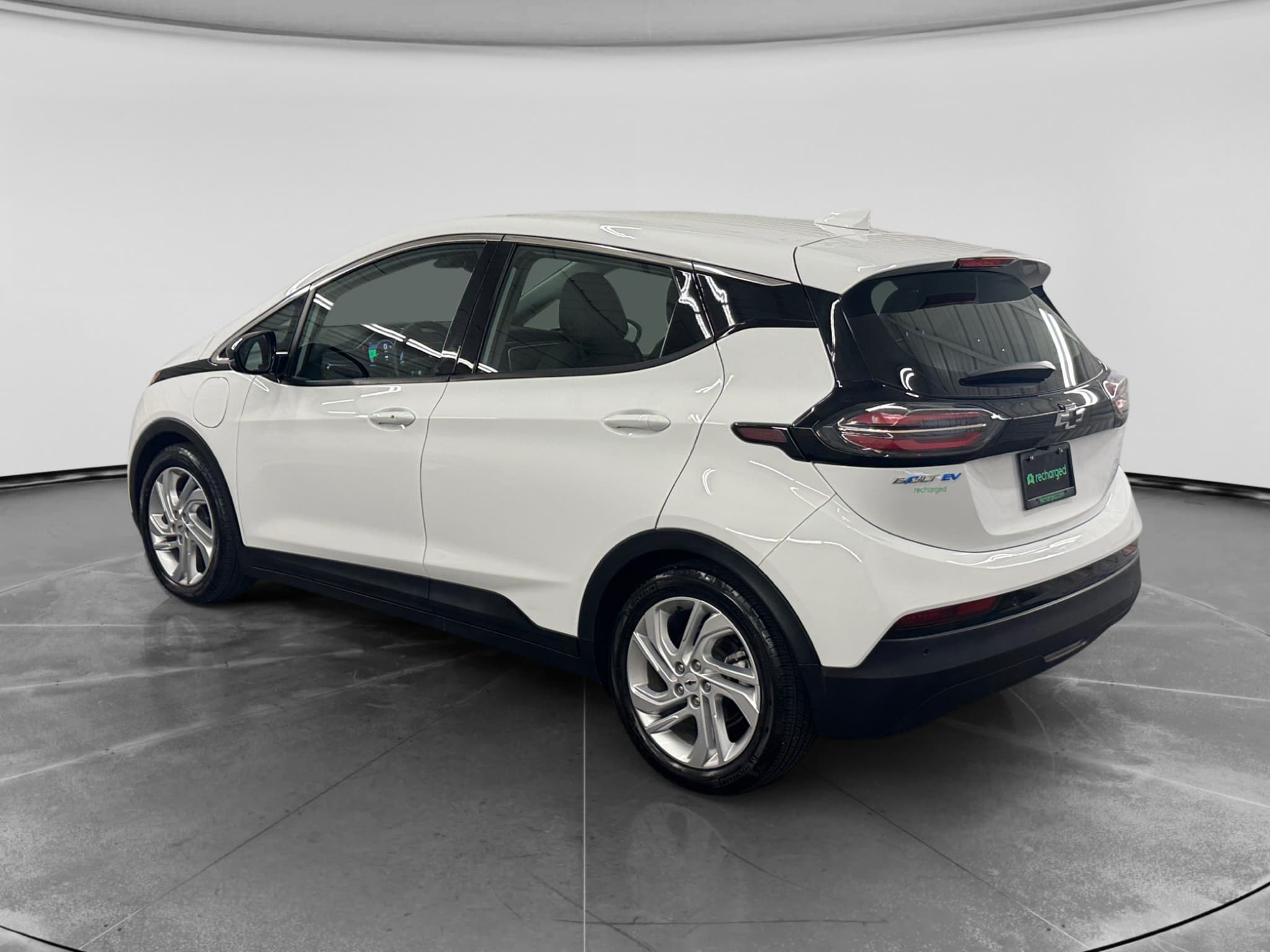 2023 Chevrolet Bolt EV view 2