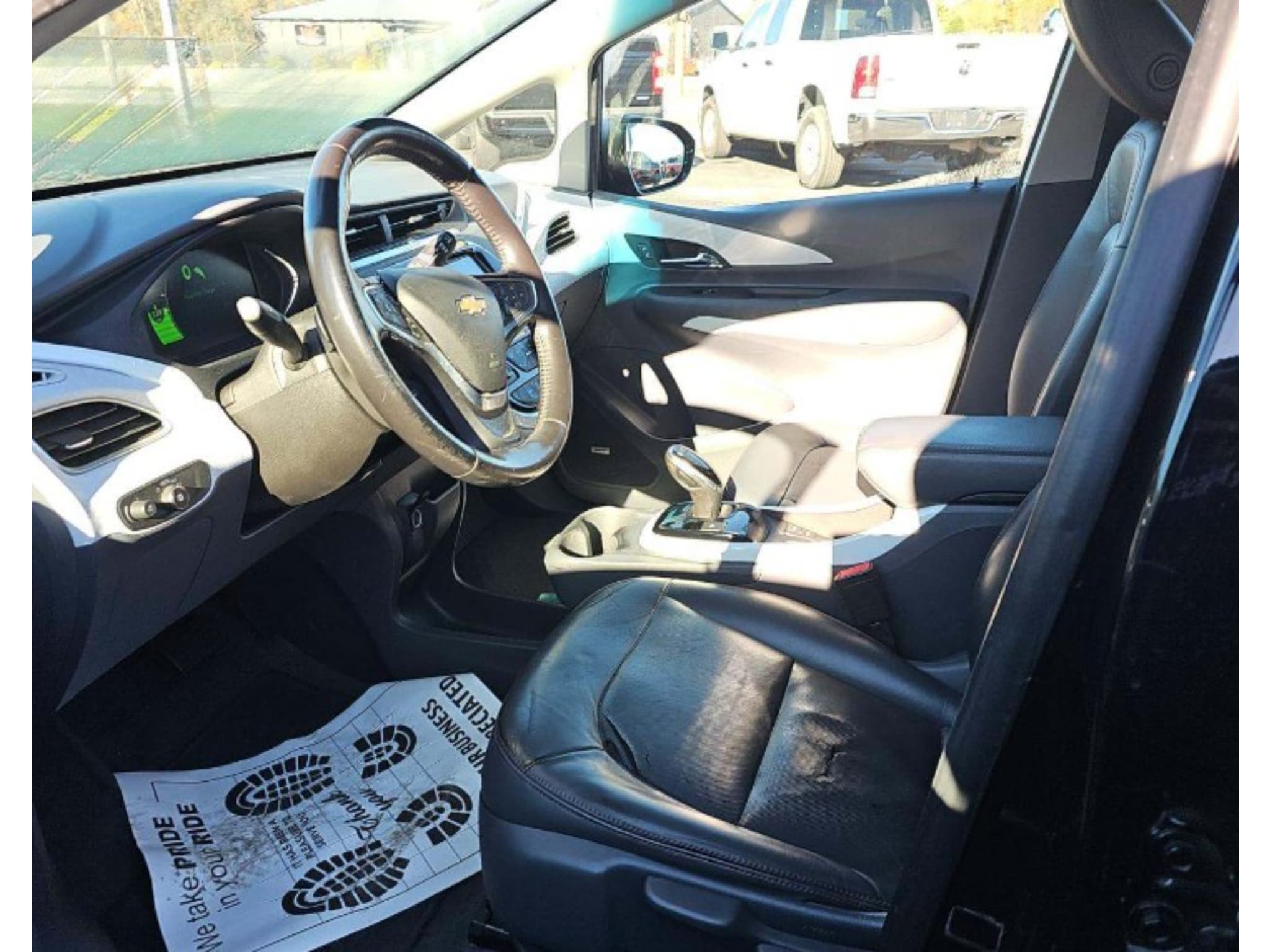 2021 Chevrolet Bolt EV view 5