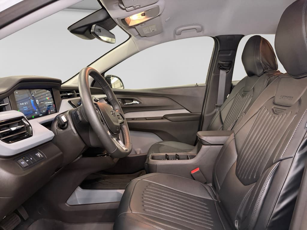 2027 Chevrolet Bolt view 17
