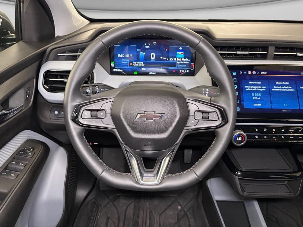 2027 Chevrolet Bolt view 8