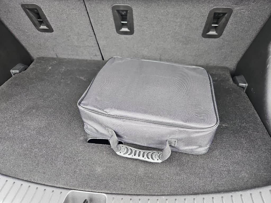 2022 Chevrolet Bolt EV view 6