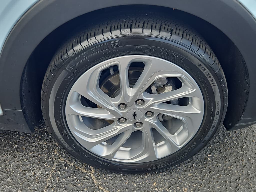 2022 Chevrolet Bolt EUV view 32