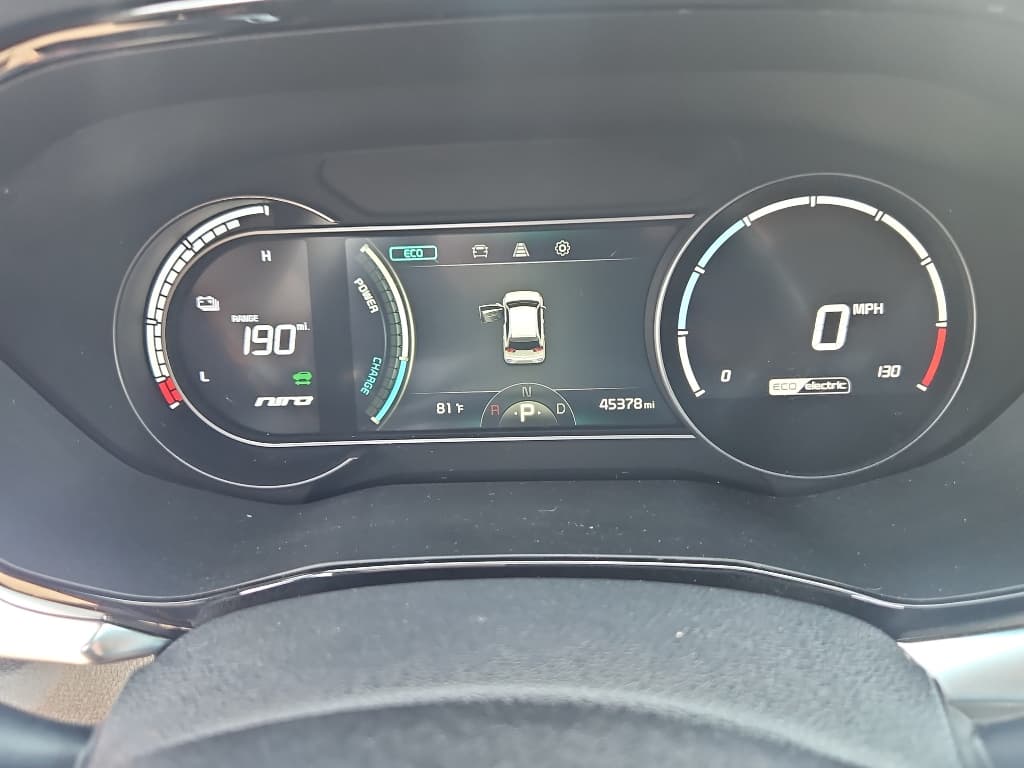 2021 Kia Niro EV view 11