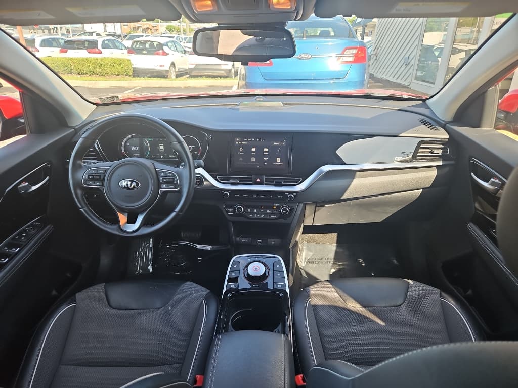 2021 Kia Niro EV view 16