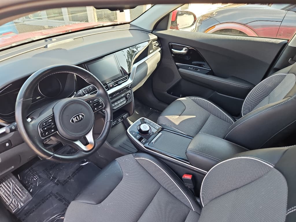 2021 Kia Niro EV view 17