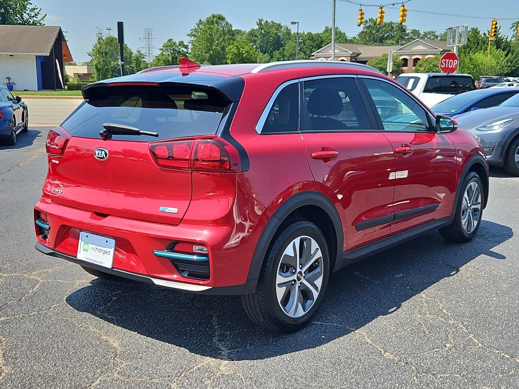 2021 Kia Niro EV view 3