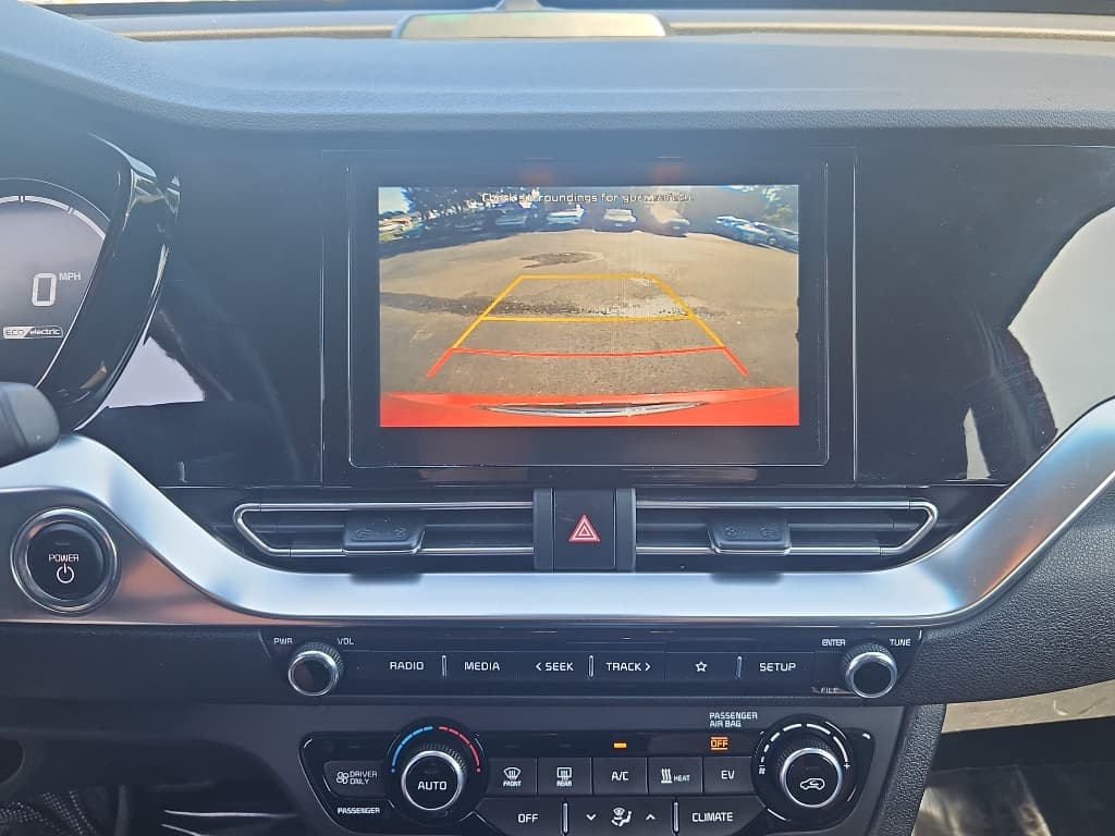2021 Kia Niro EV view 13