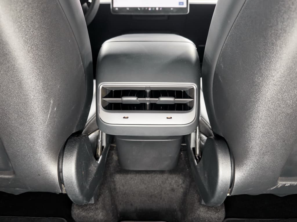 2023 Tesla Model Y view 19