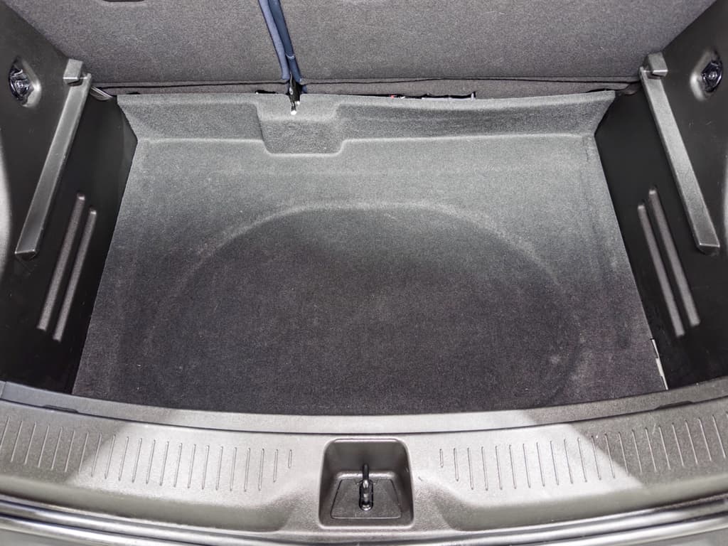 2022 Chevrolet Bolt EUV view 25