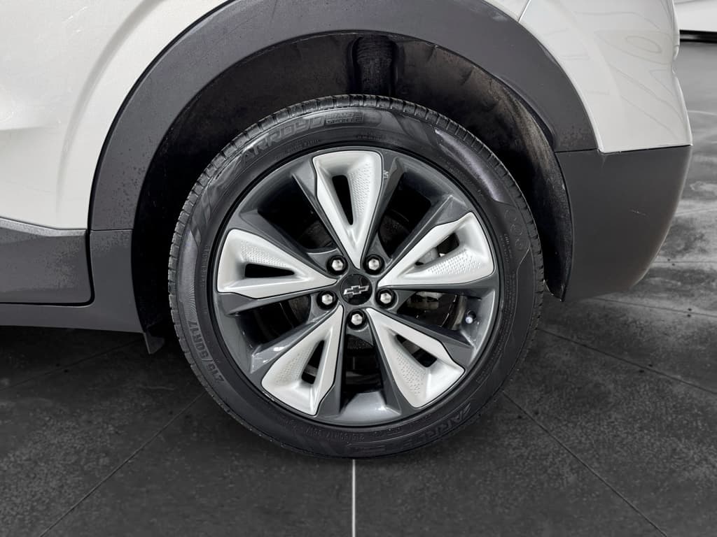 2022 Chevrolet Bolt EUV view 30