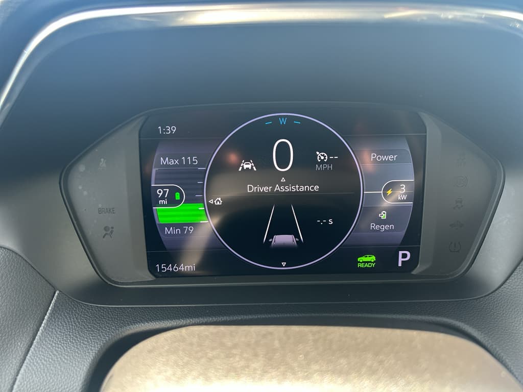 2023 Chevrolet Bolt EUV view 9