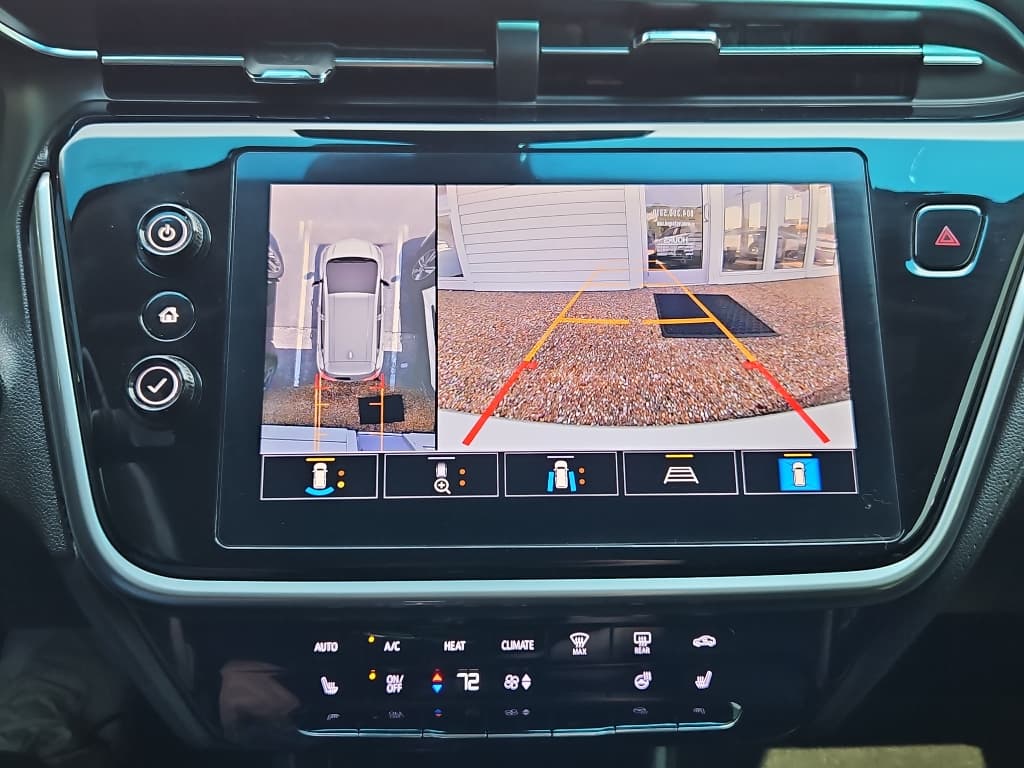 2022 Chevrolet Bolt EV view 11