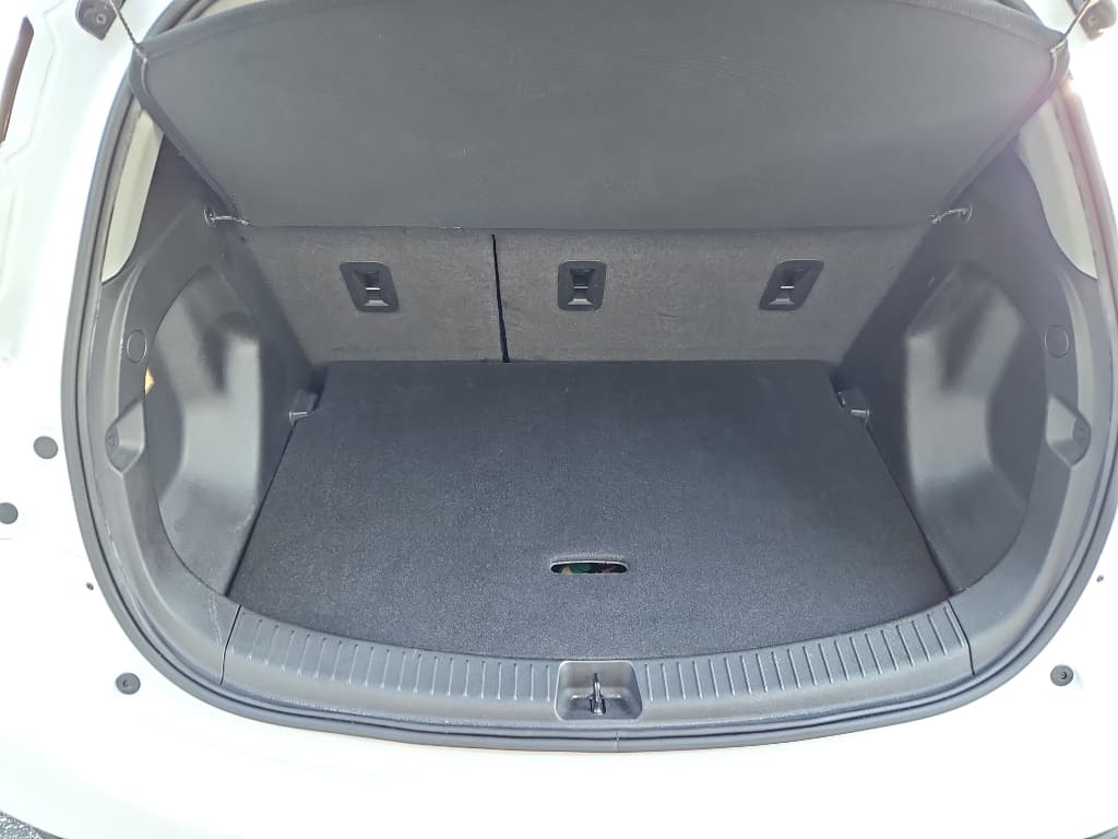 2022 Chevrolet Bolt EV view 18