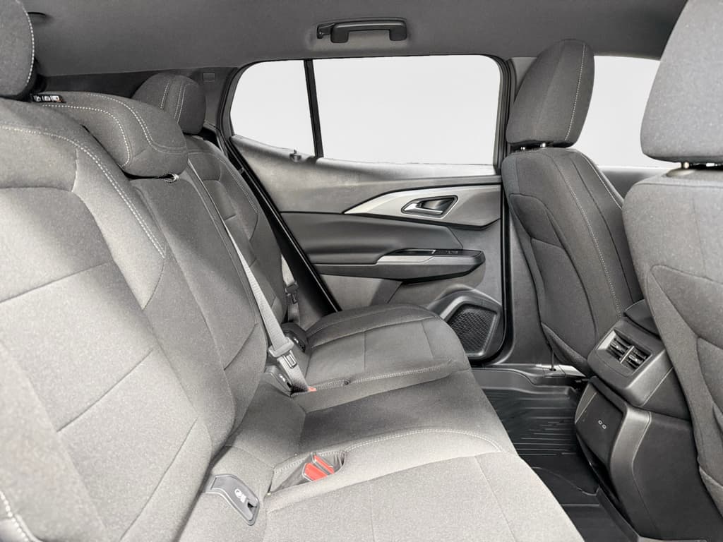 2026 Chevrolet Equinox EV view 23