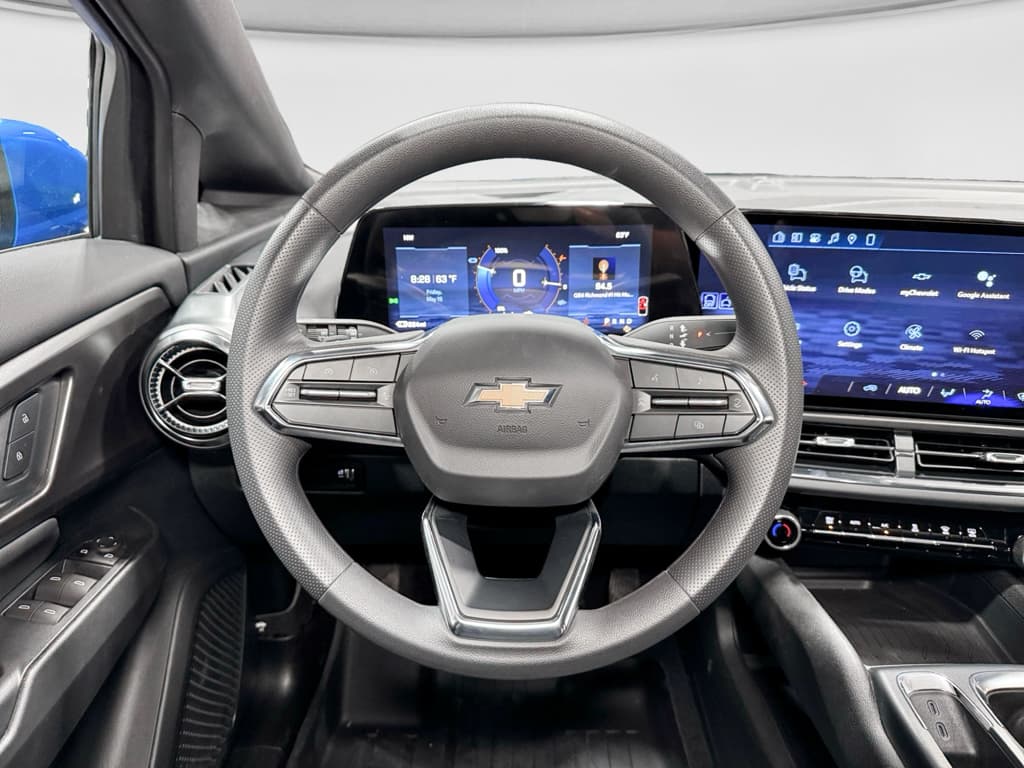 2026 Chevrolet Equinox EV view 9