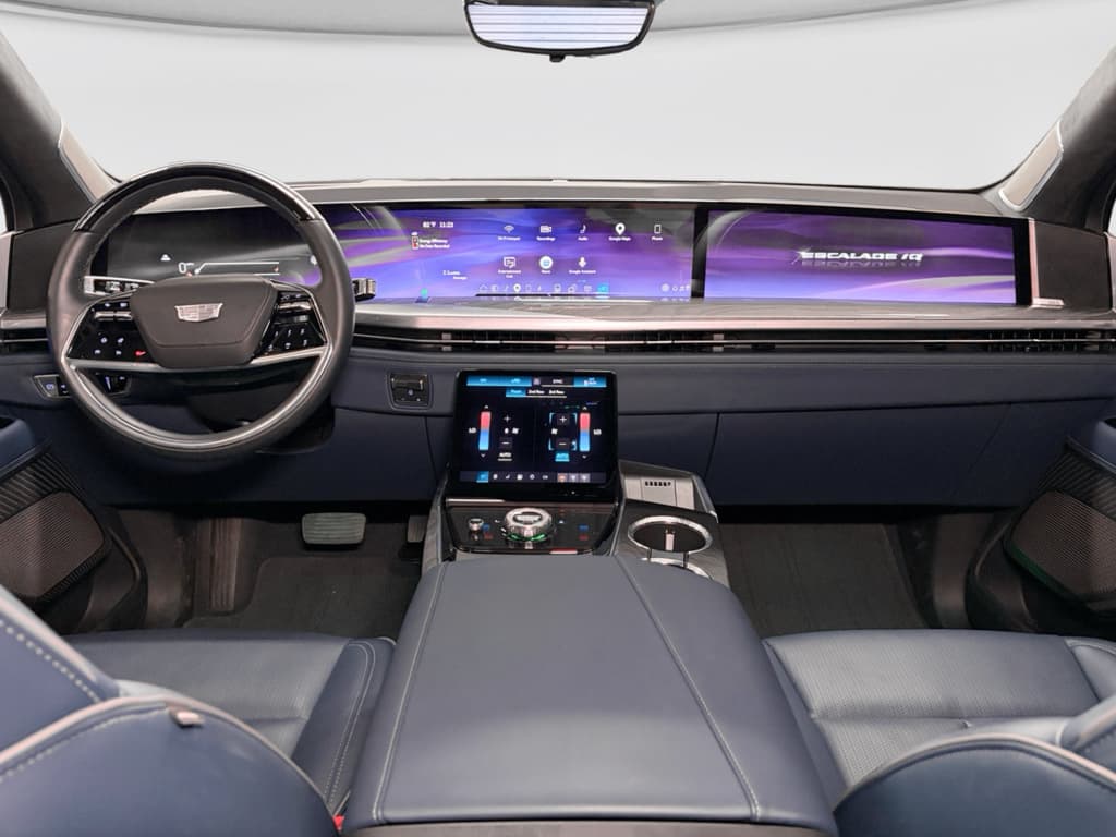 2025 Cadillac Escalade IQ view 16