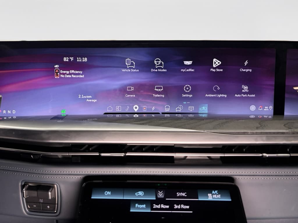 2025 Cadillac Escalade IQ view 14