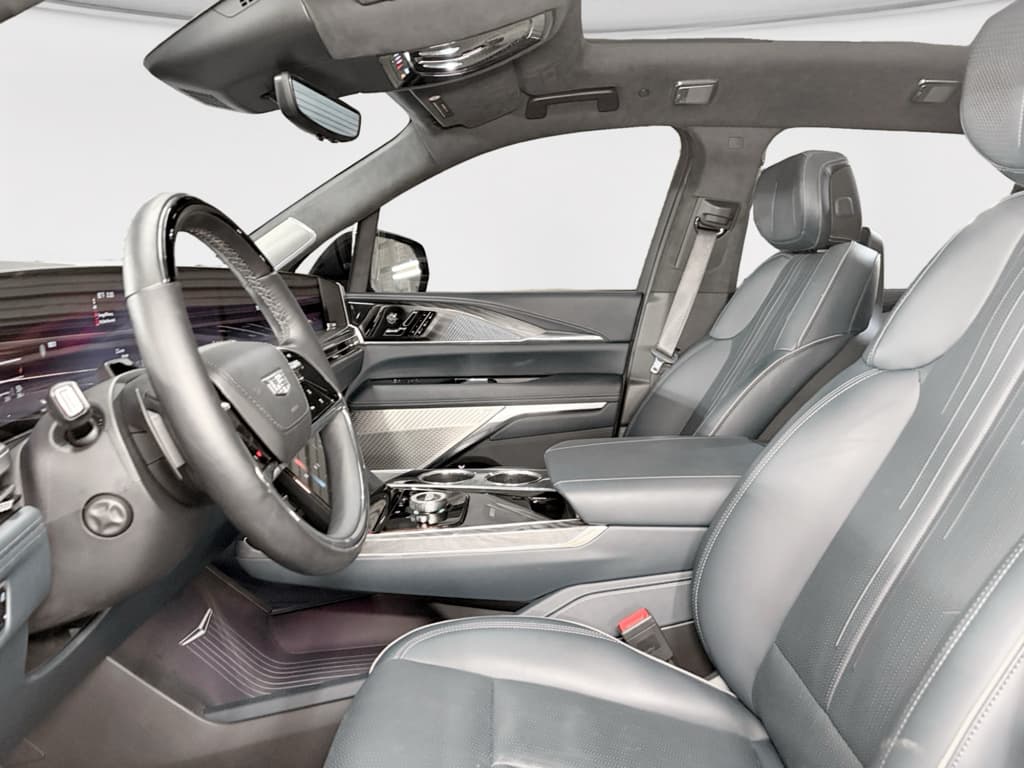 2025 Cadillac Escalade IQ view 17