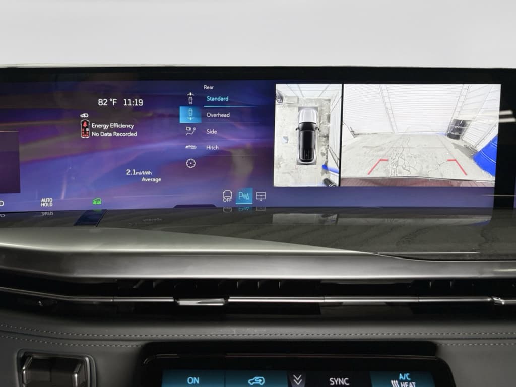 2025 Cadillac Escalade IQ view 15
