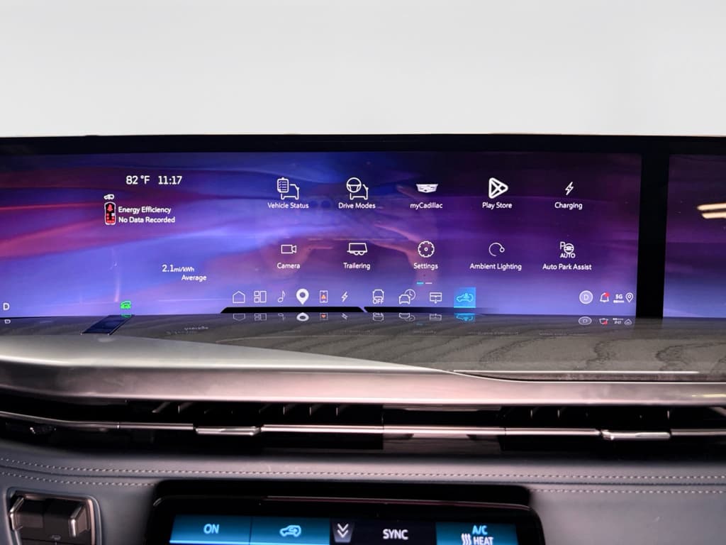 2025 Cadillac Escalade IQ view 11