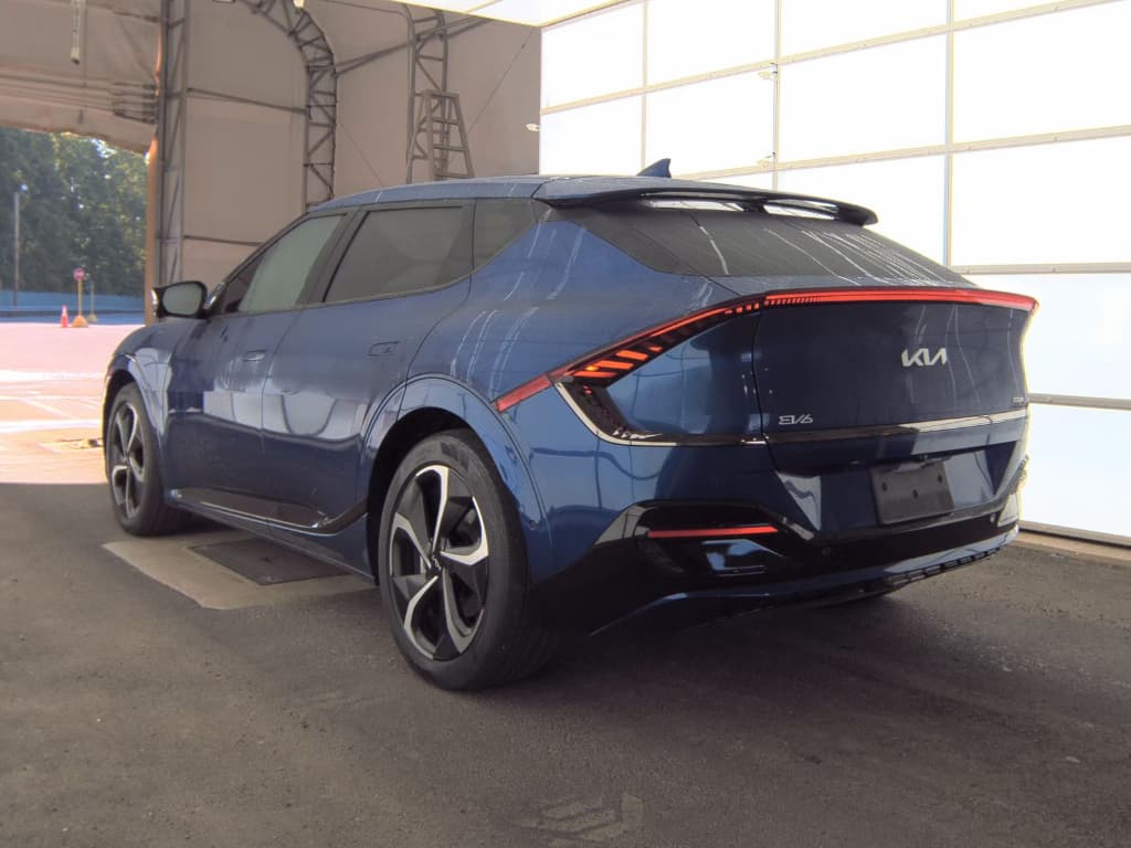 2023 Kia EV6 view 4