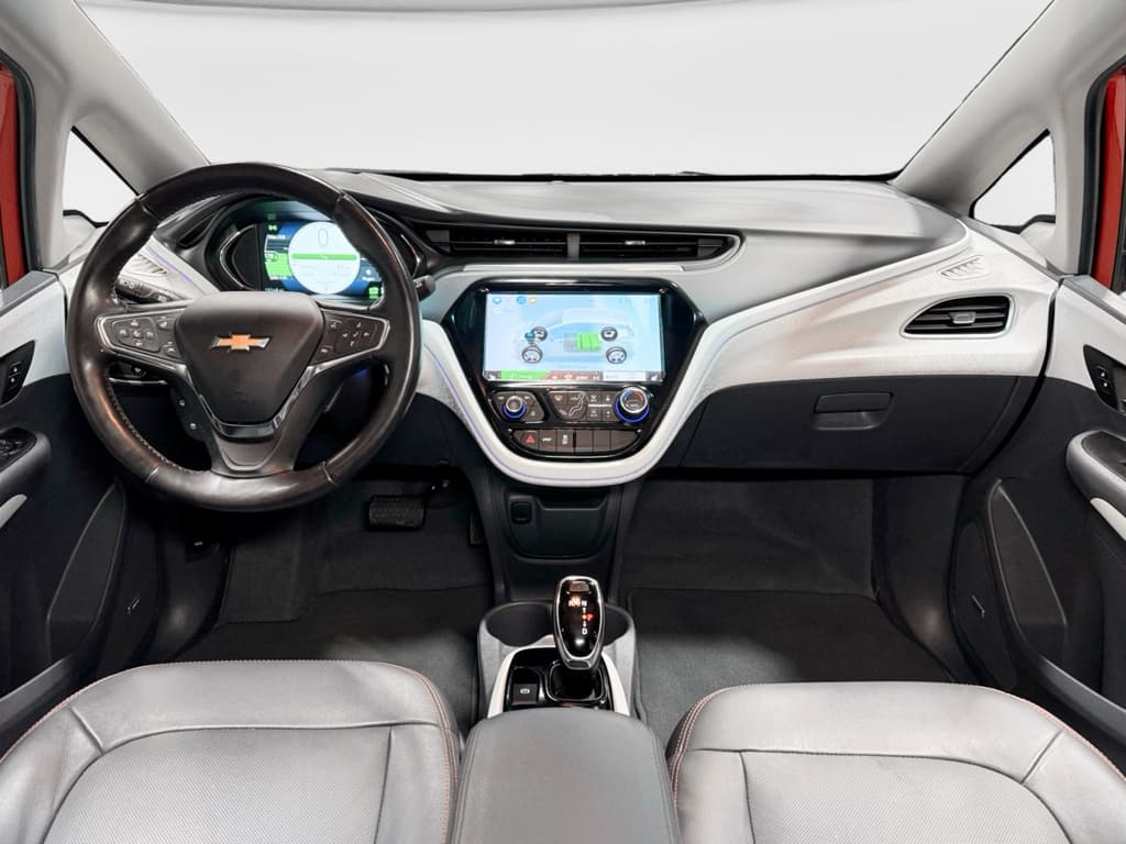 2021 Chevrolet Bolt EV view 15