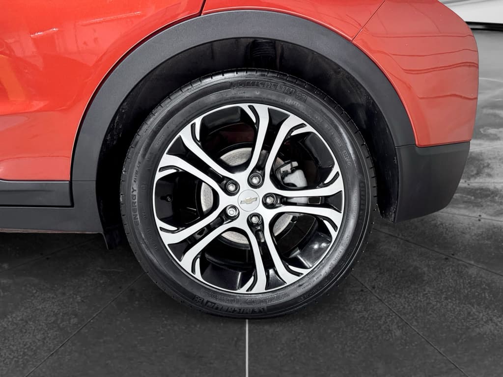 2021 Chevrolet Bolt EV view 30