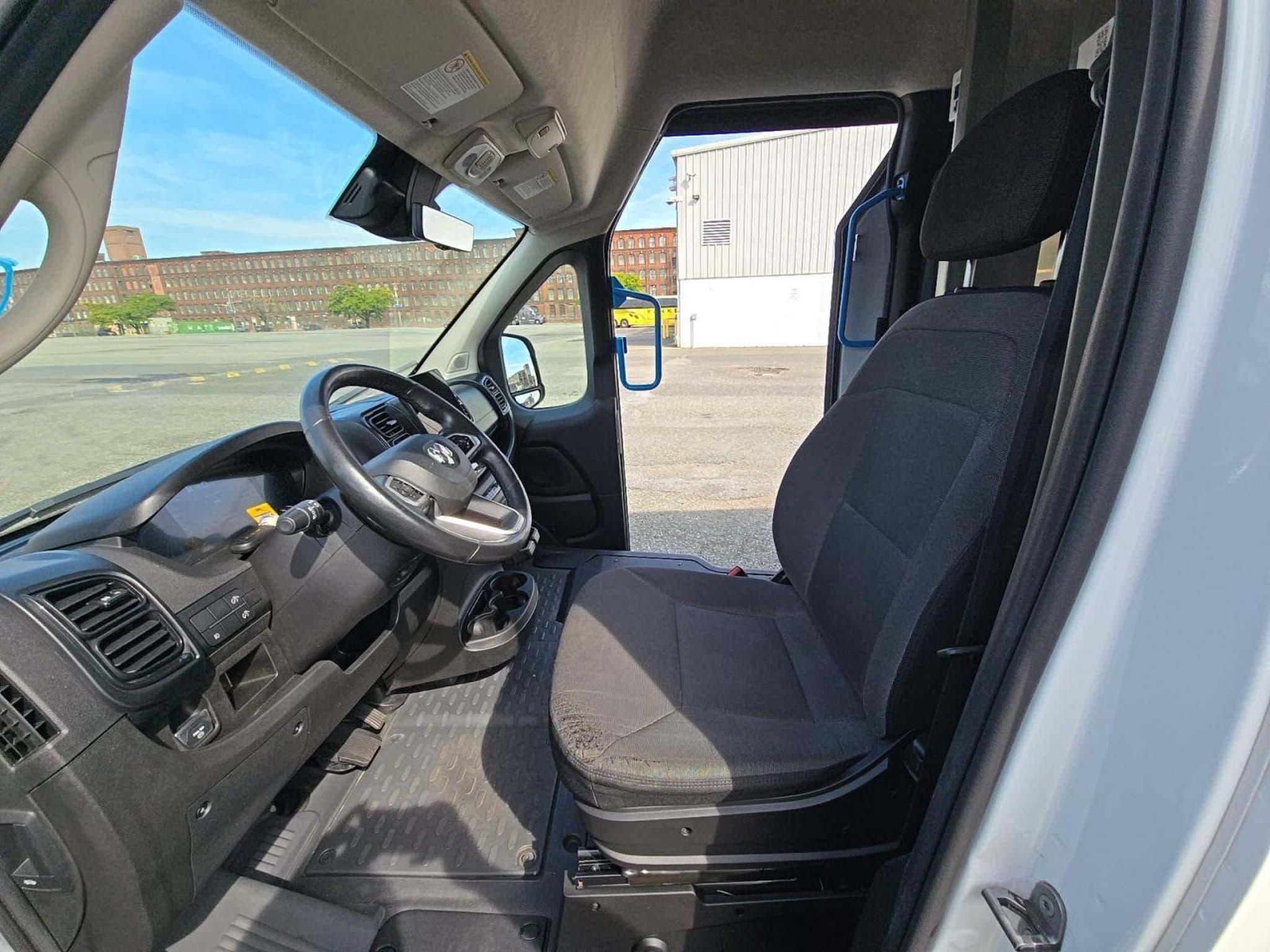 2024 Ram ProMaster 3500 BEV view 6