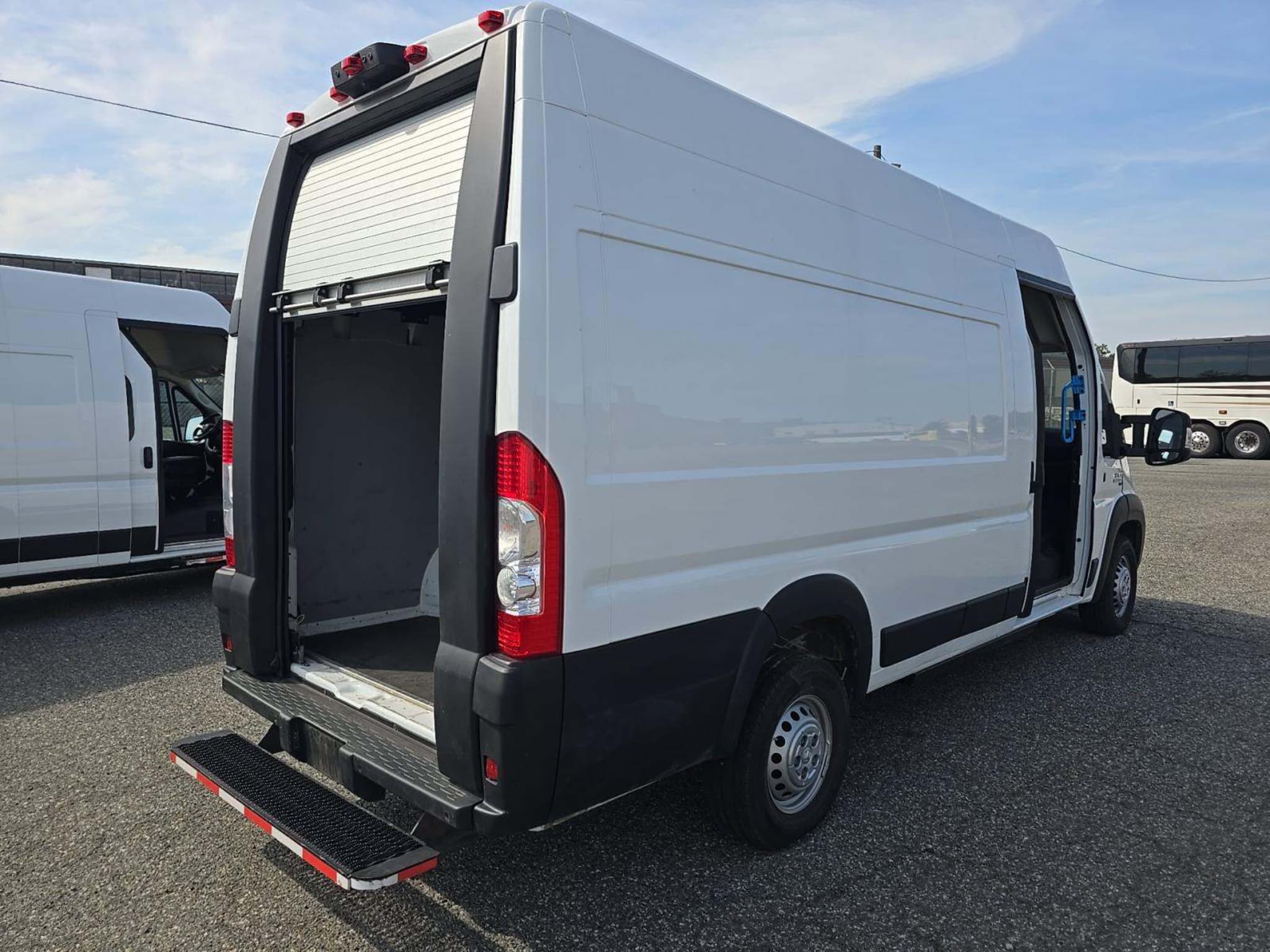 2024 Ram ProMaster 3500 BEV view 3
