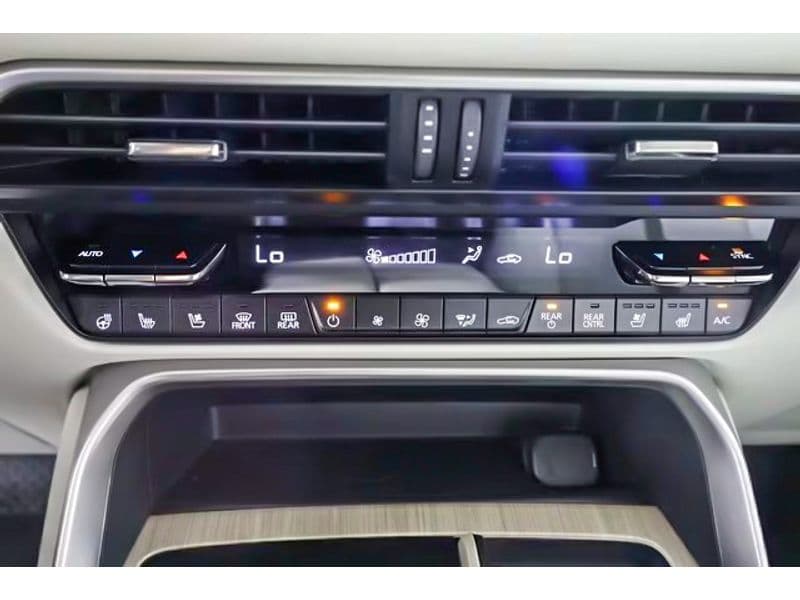 2025 Mazda CX-90 PHEV view 17