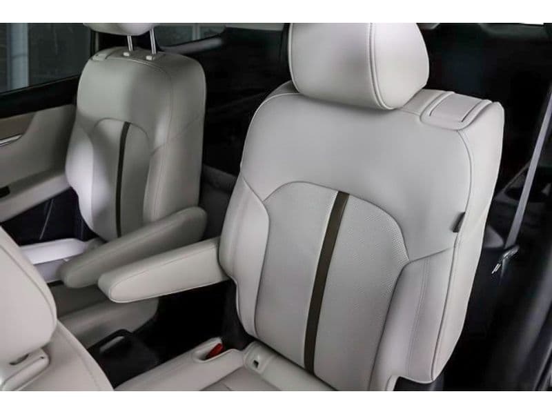 2025 Mazda CX-90 PHEV view 25