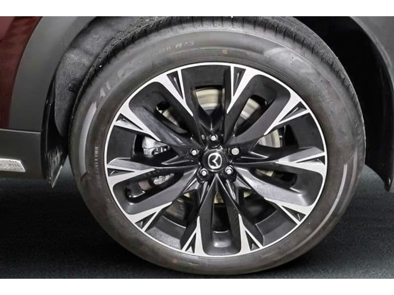 2025 Mazda CX-90 PHEV view 31