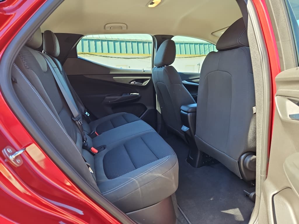 2023 Chevrolet Bolt EUV view 20