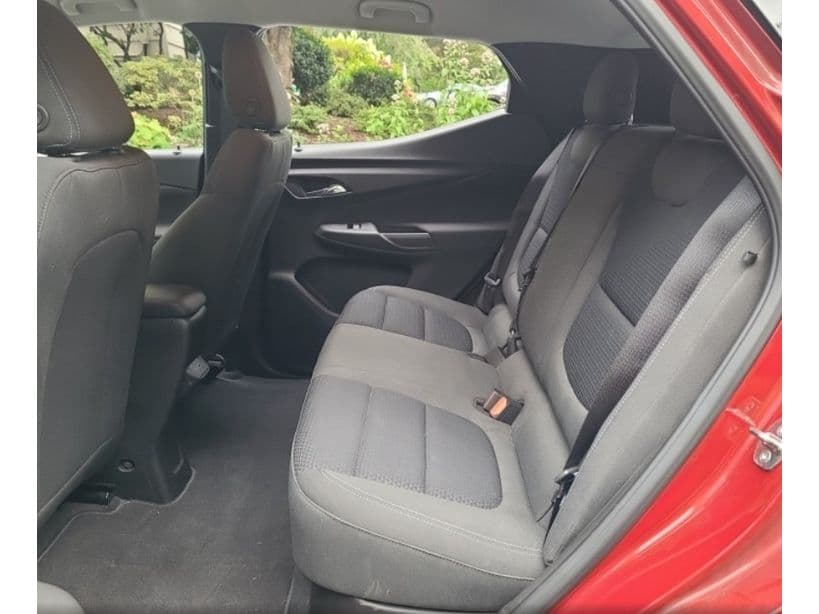 2023 Chevrolet Bolt EUV view 6