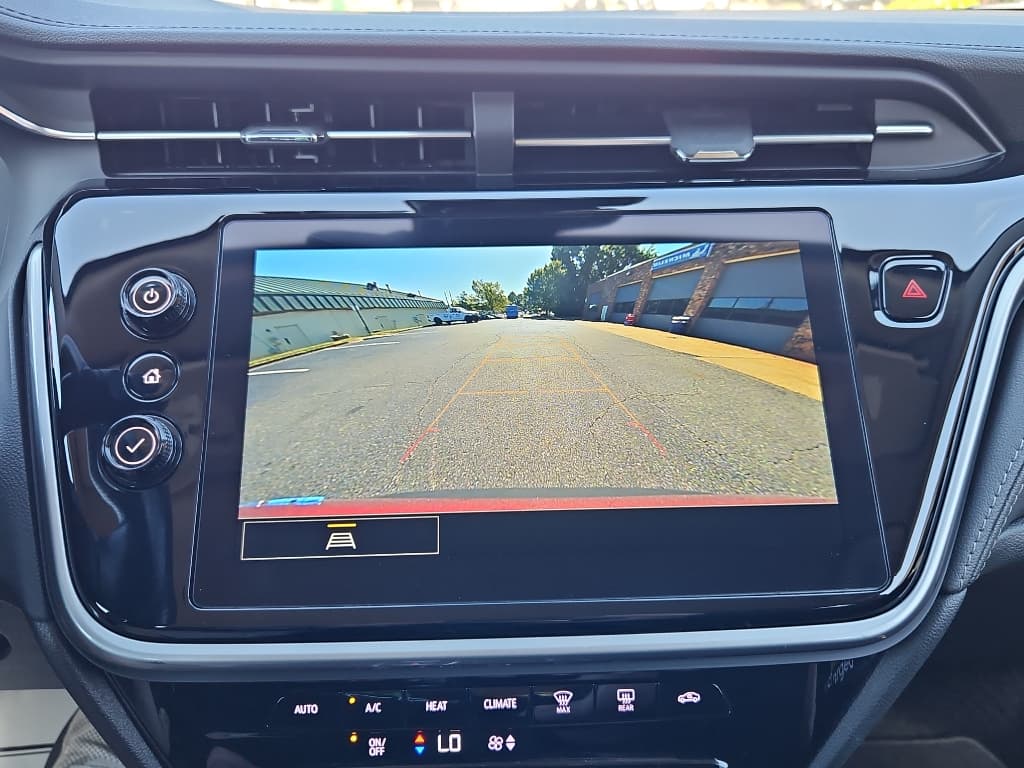 2023 Chevrolet Bolt EUV view 14