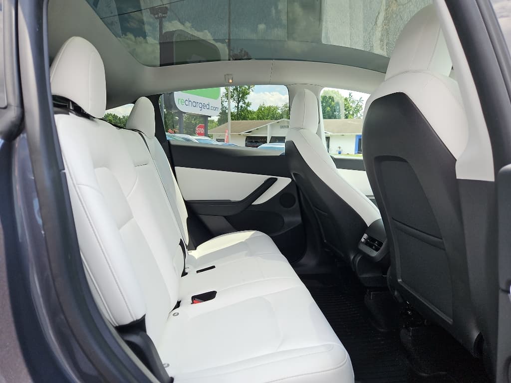 2021 Tesla Model Y view 18
