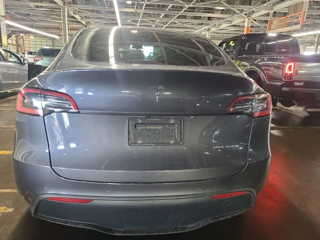 2021 Tesla Model Y view 3