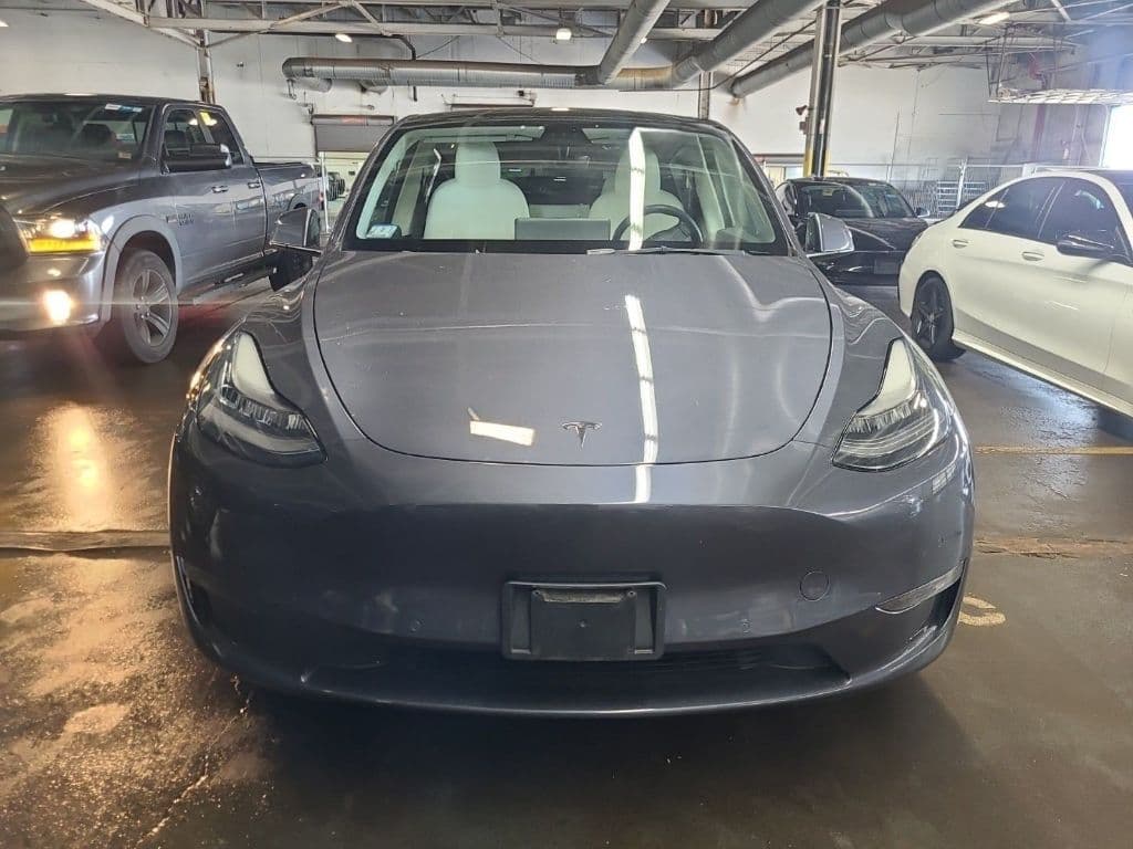 2021 Tesla Model Y view 6