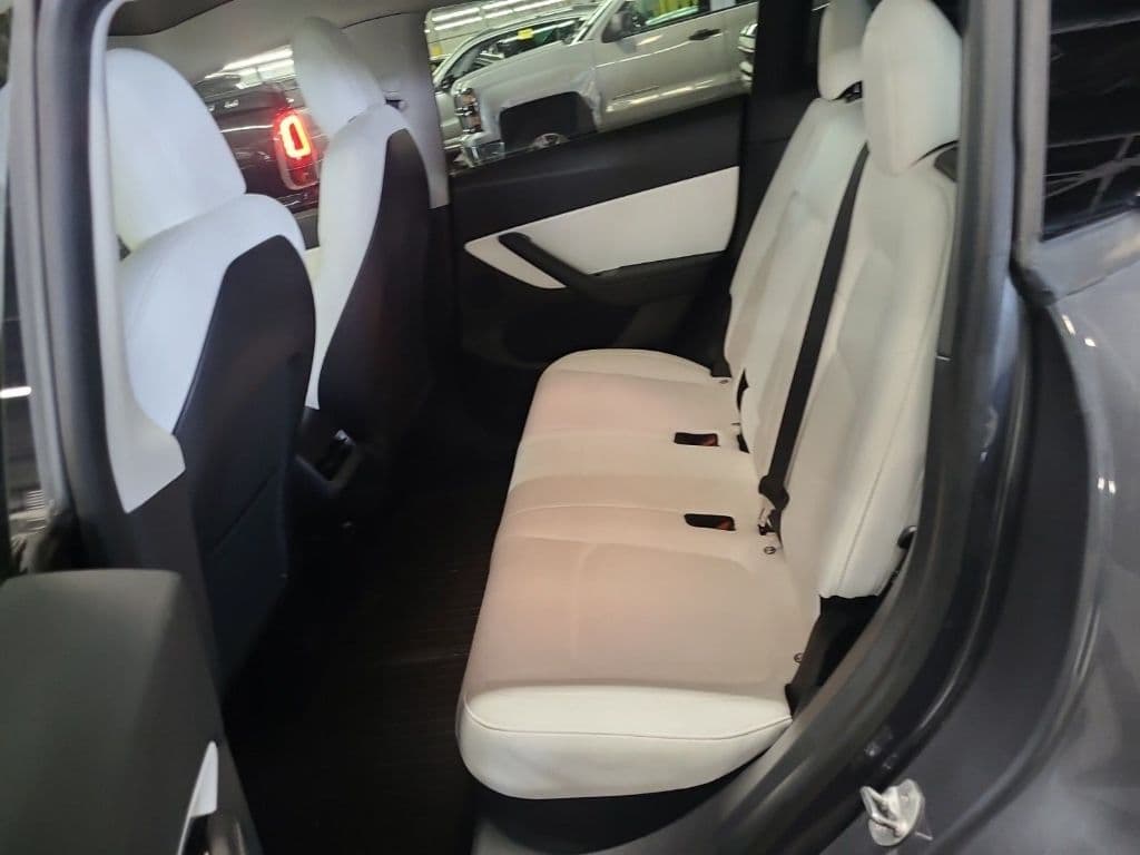 2021 Tesla Model Y view 8