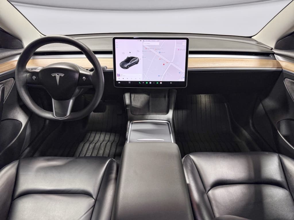 2022 Tesla Model 3 view 16