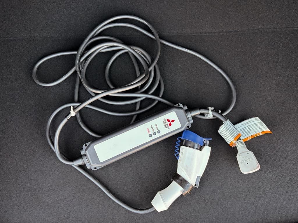 2024 Kia Niro EV view 6