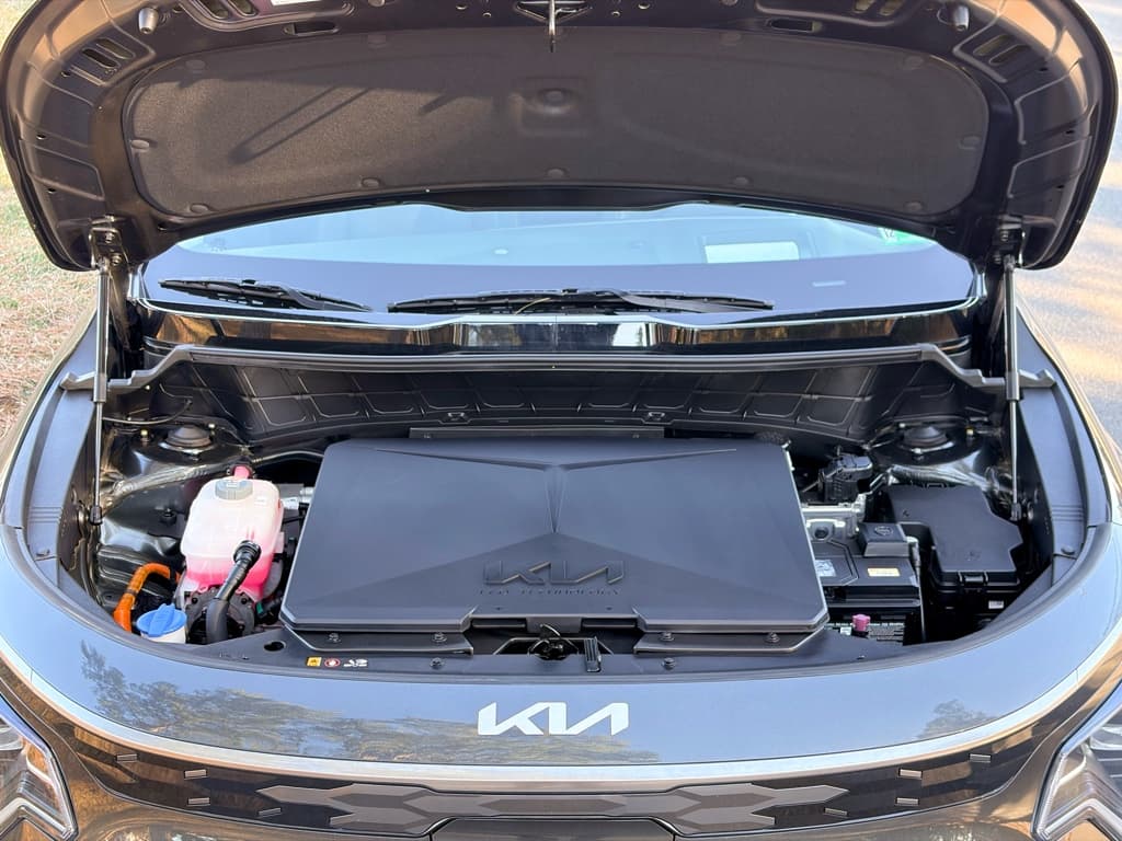 2024 Kia Niro EV view 27