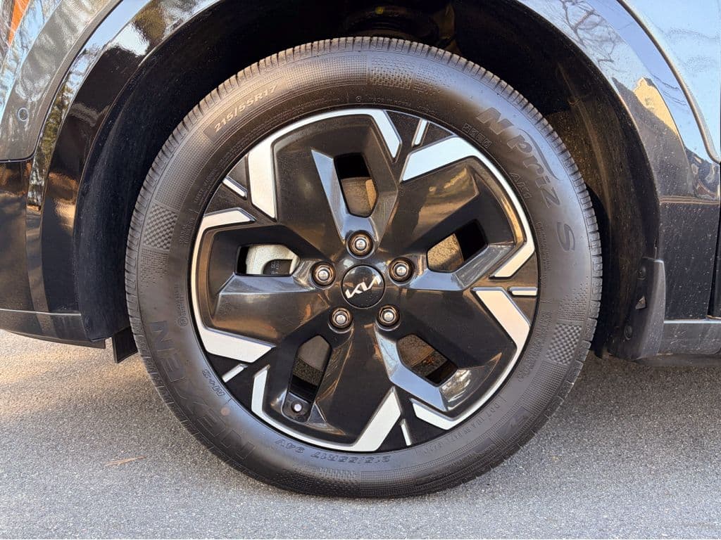 2024 Kia Niro EV view 39