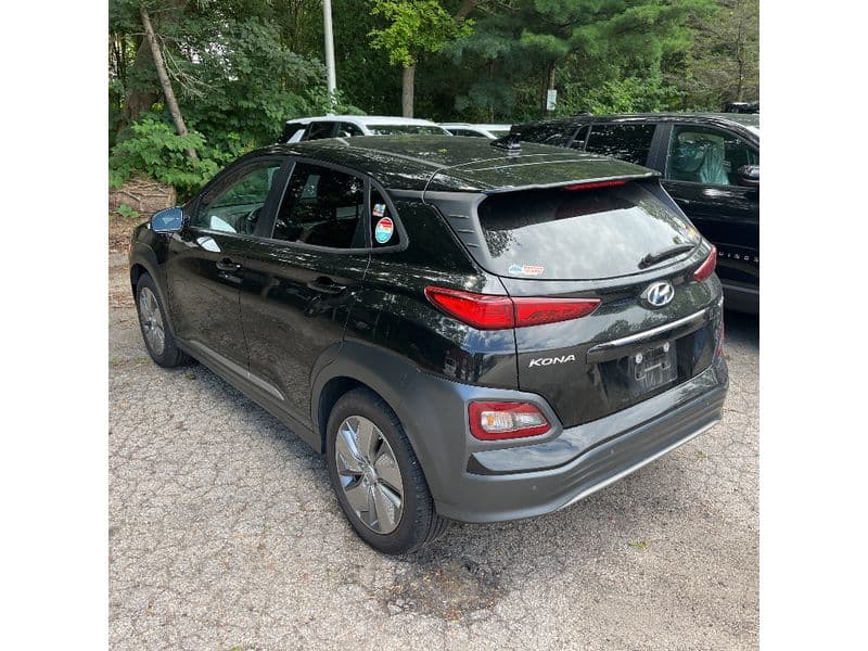 2021 Hyundai Kona EV view 2