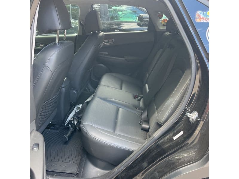 2021 Hyundai Kona EV view 7