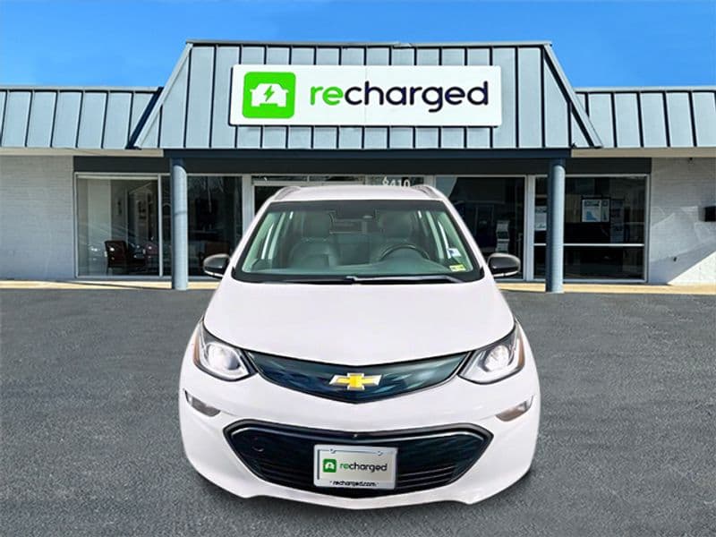 2019 Chevrolet Bolt EV view 2