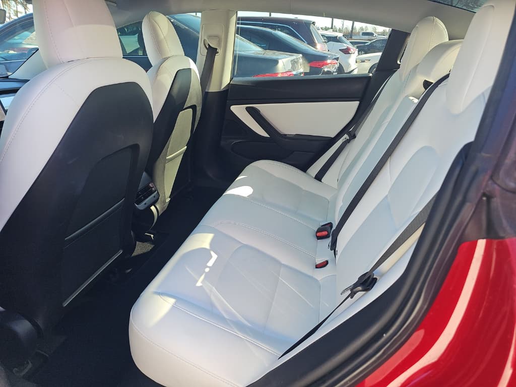 2018 Tesla Model 3 view 6